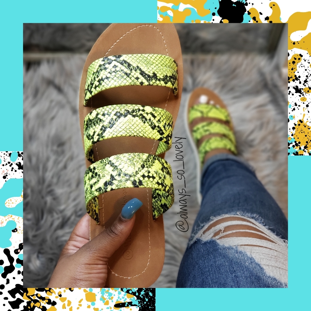 2/$15* Neon green triple strap slide